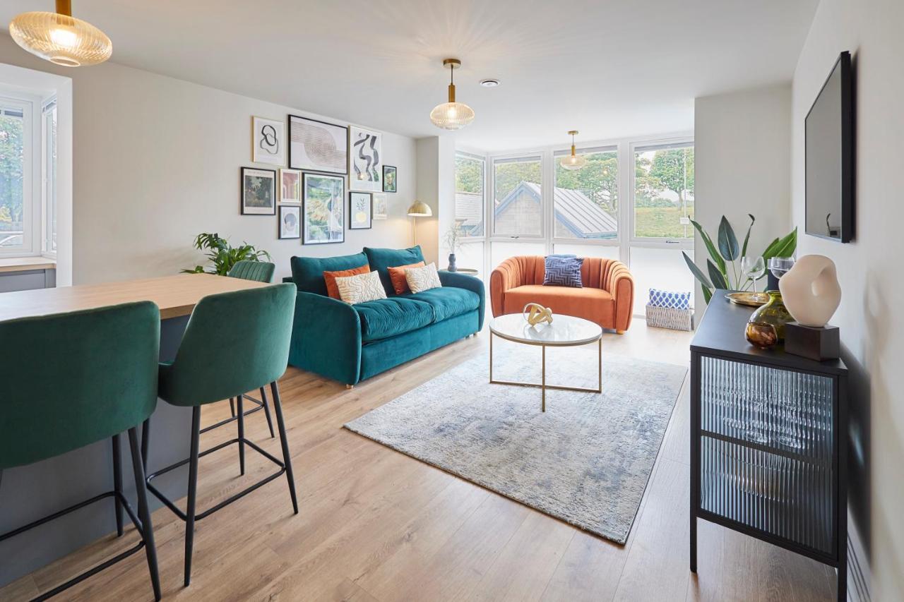 Apartment Host & - View Luxury Scarborough